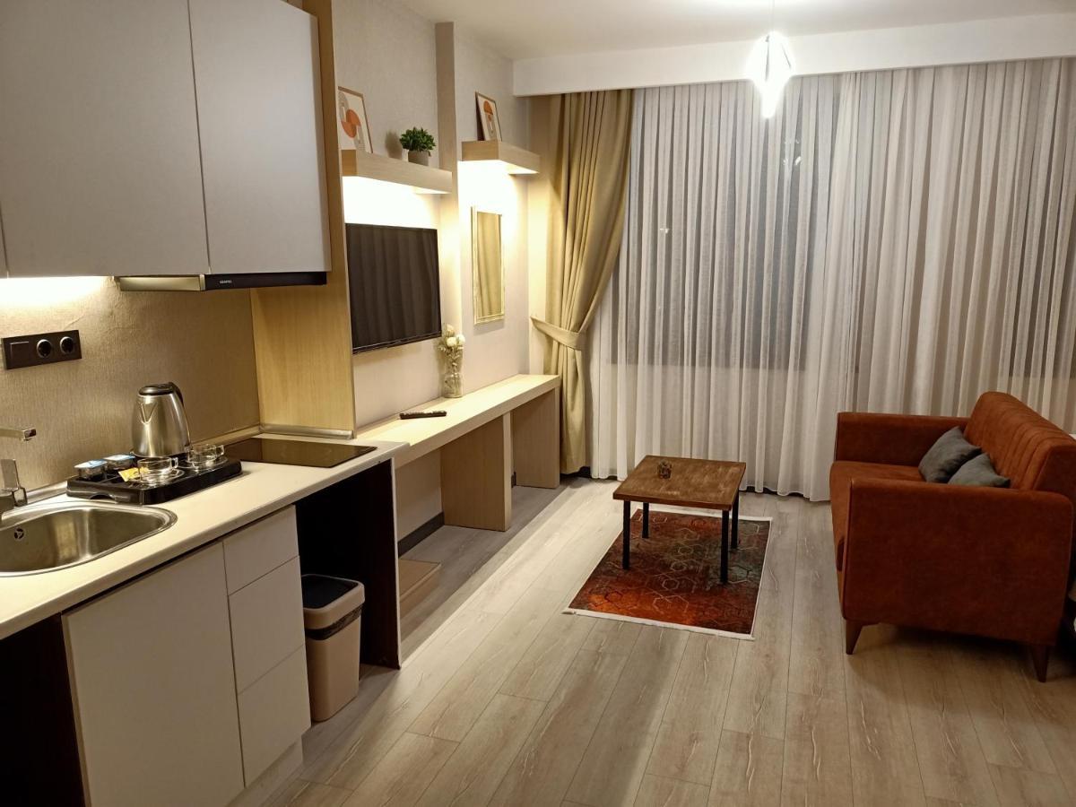 New Falcon Palas Otel Istanbul Exterior foto